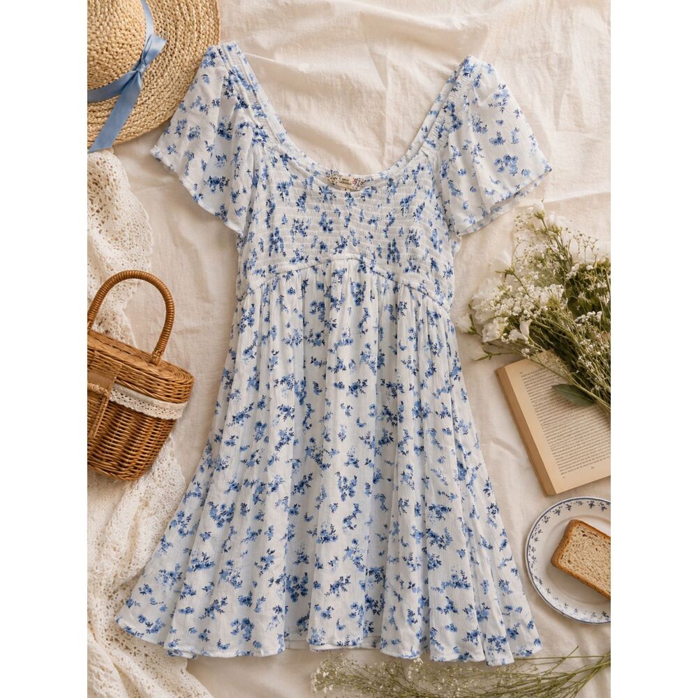 Cottagecore White & Blue Floral Babydoll Skater Dress Fairy Nantucket Summer